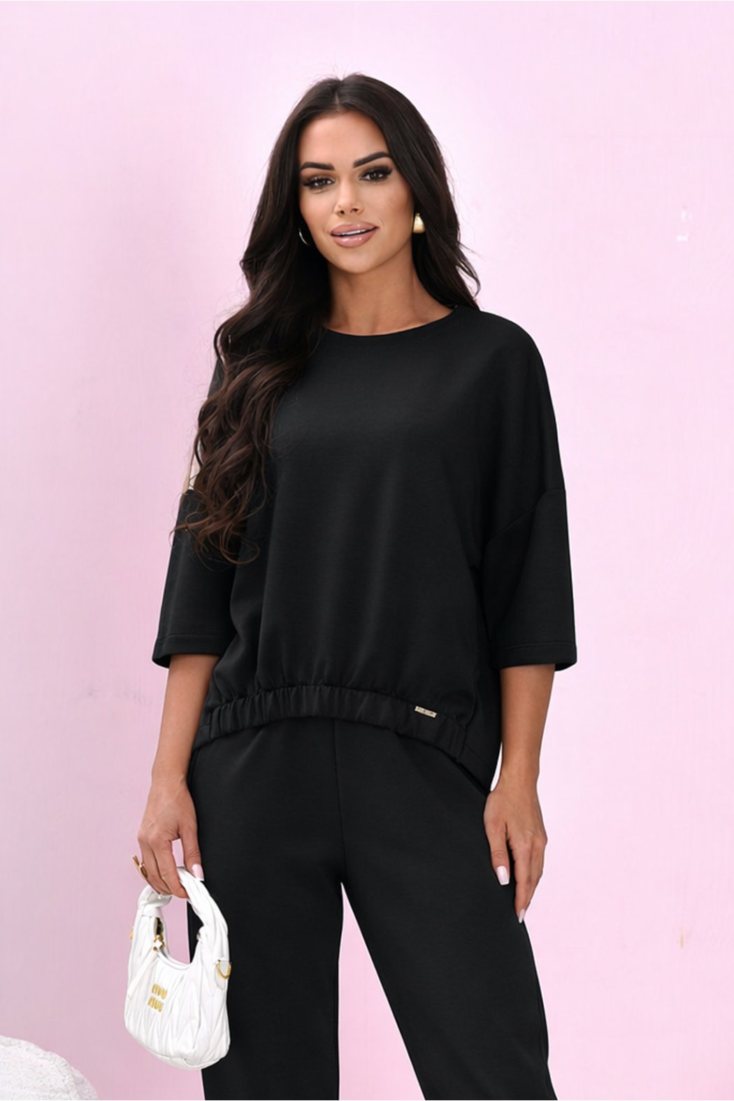 BLUZKA DAMSKA Z MIĘKKIEJ...