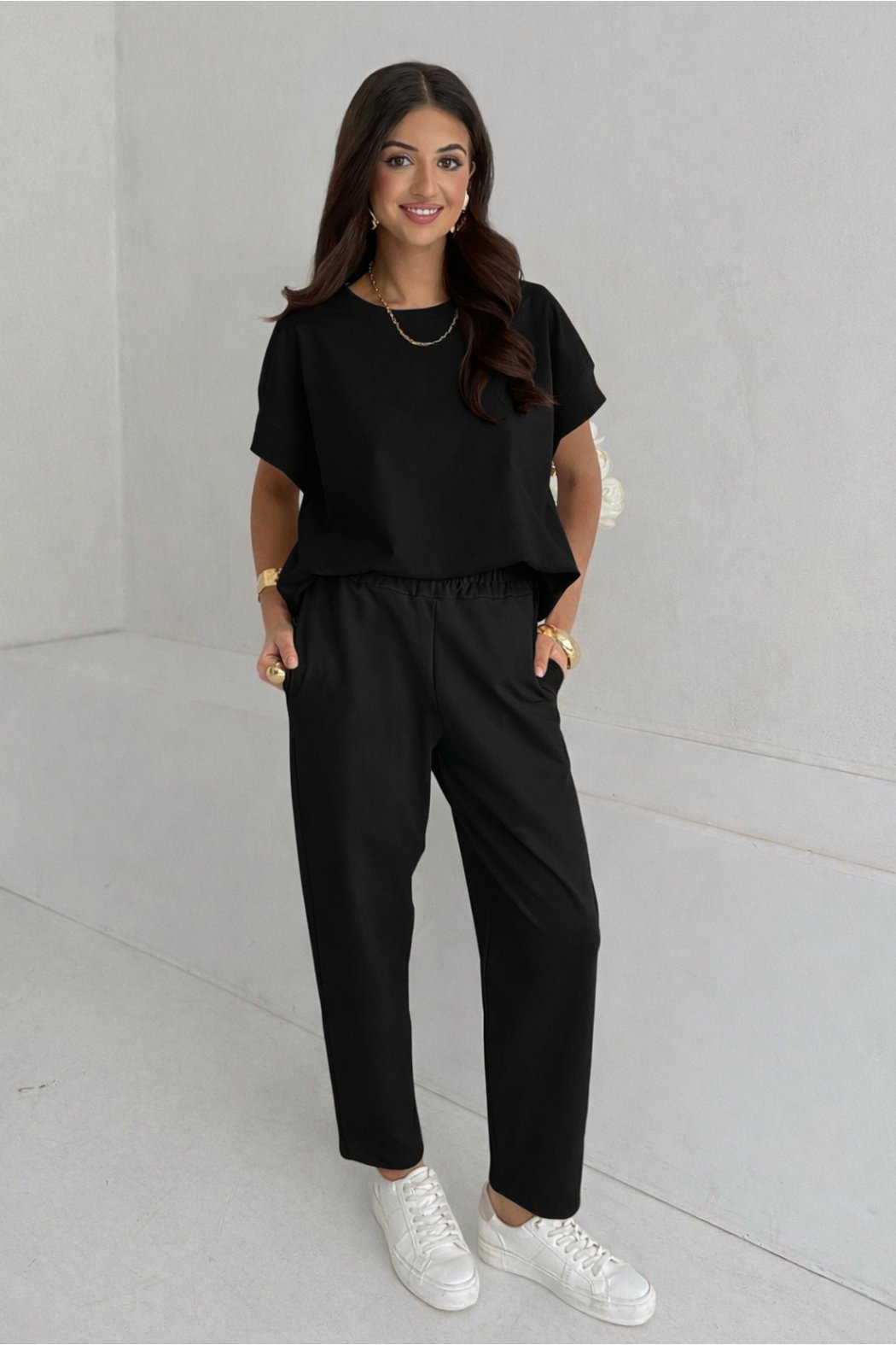 BAWEŁNIANE SPODNIE Z LUŹNĄ...