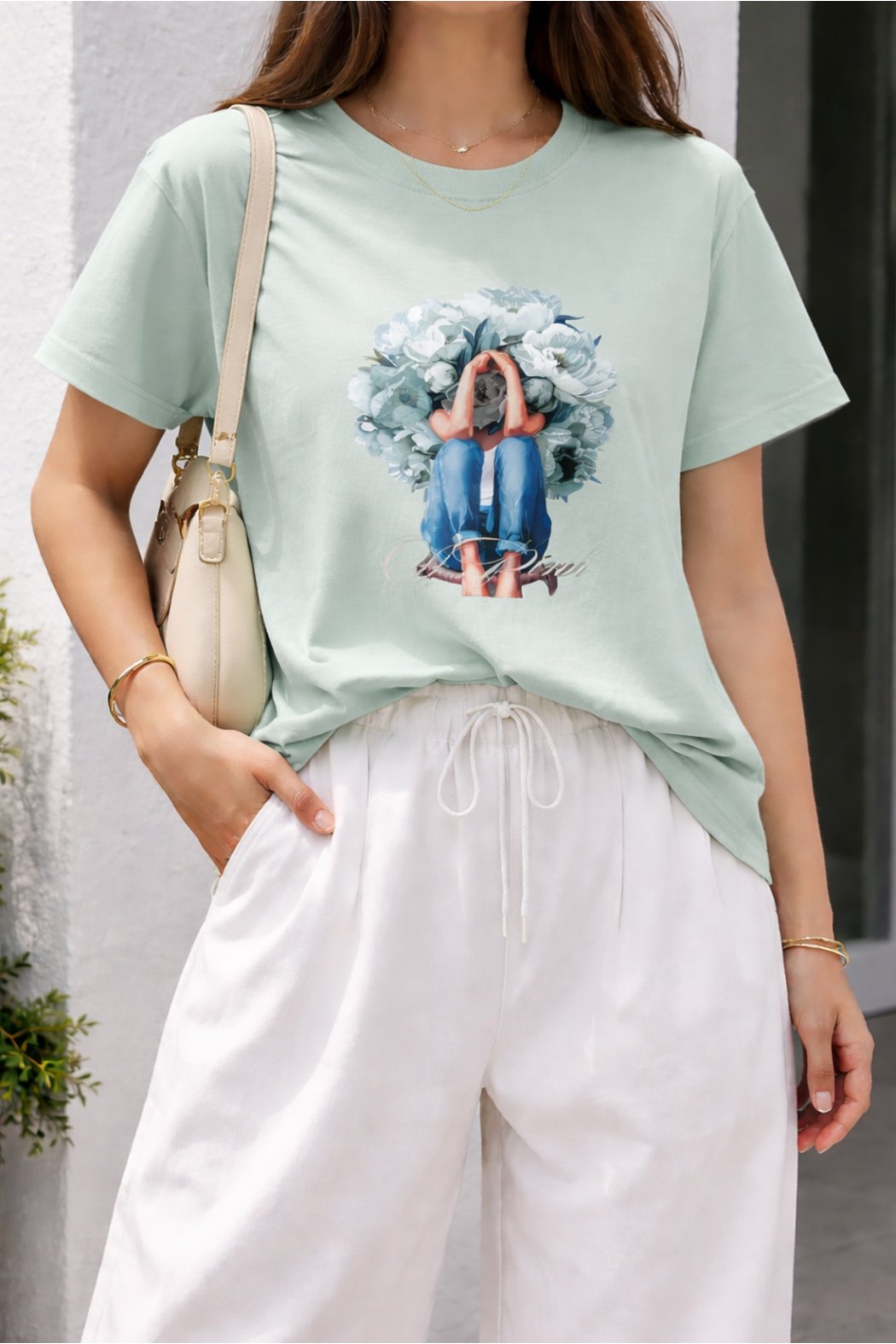 BAWEŁNIANY T-SHIRT Z NADRUKIEM BELLAFLORA