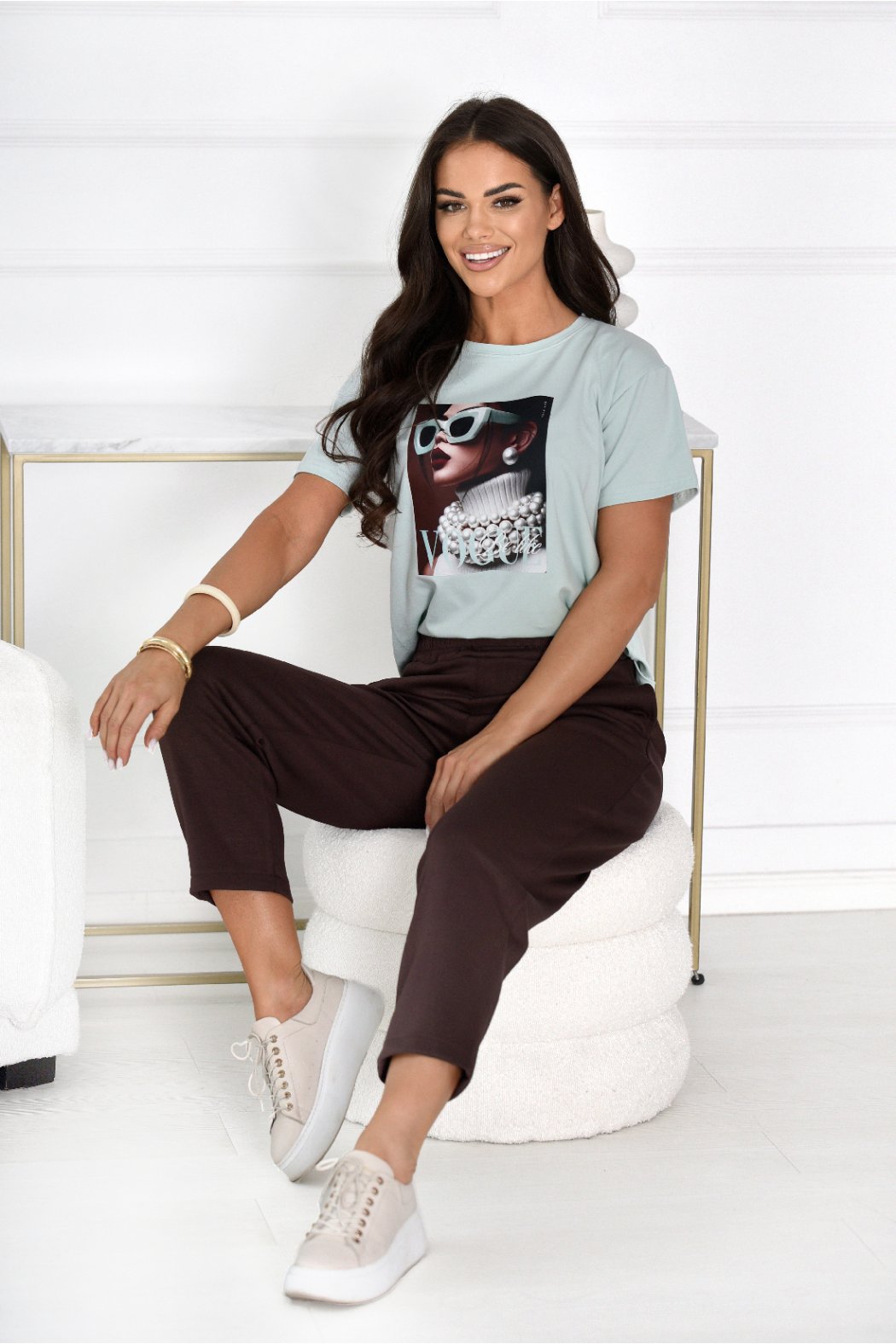 T-SHIRT Z NADRUKIEM VOUGE -...